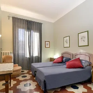  Konukevi Leone XIV Firenze
